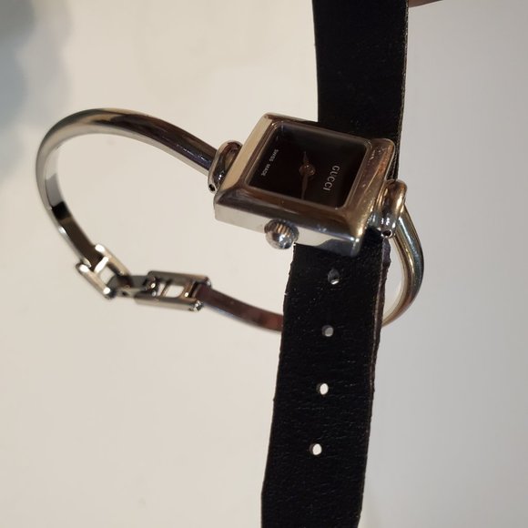 Gucci Stainless Steel 1900l Watch - Picture 3 of 5